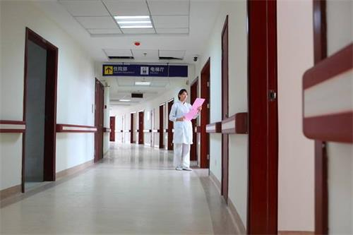 民營醫(yī)院?jiǎn)T工管理